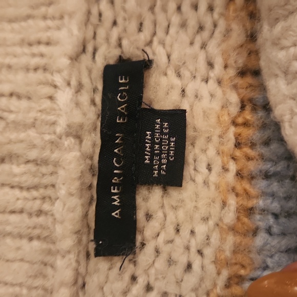 Women's Striped Sweater - Picture 2 of 4